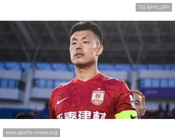 谭龙谈困境逆境当前更需咬牙坚持团结奋战迎转机稳住信念走出低谷